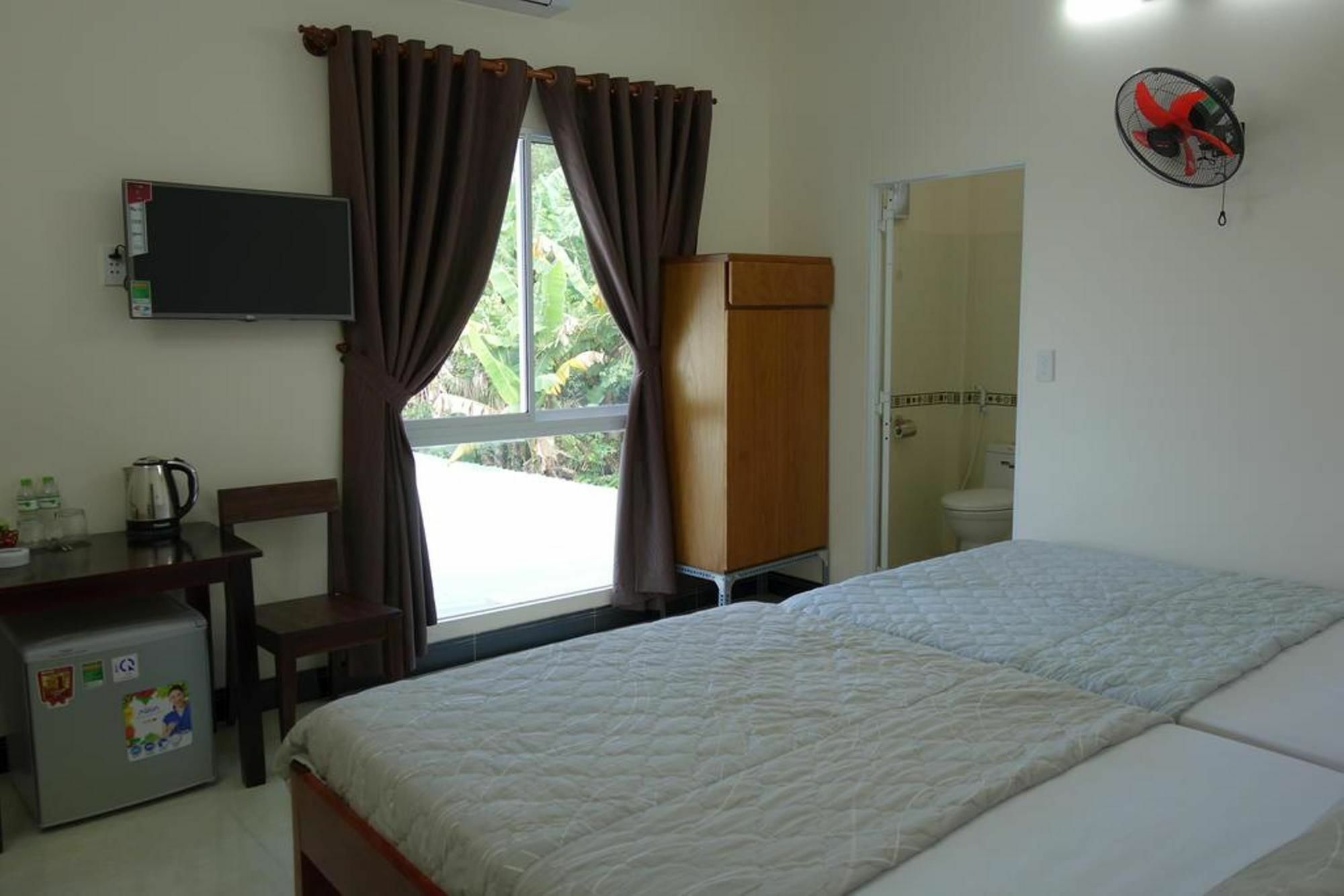 Huong Quang Guesthouse دونغ دونغ المظهر الخارجي الصورة